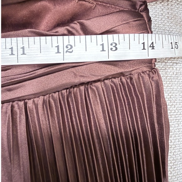 MAC DUGGAL‎ Ieena Espresso Brown Pleated Plunge V Neck Cut Out Maxi Dress Size 6 - Picture 9 of 16